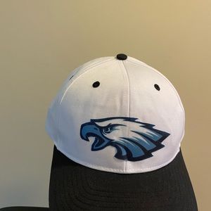 Adult  Richardson Pro212 SnapBack Black & White Eagles Cap!!!